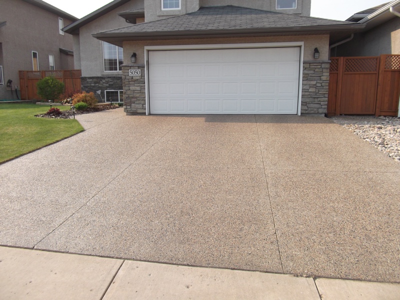 Exposed aggregate driveway
